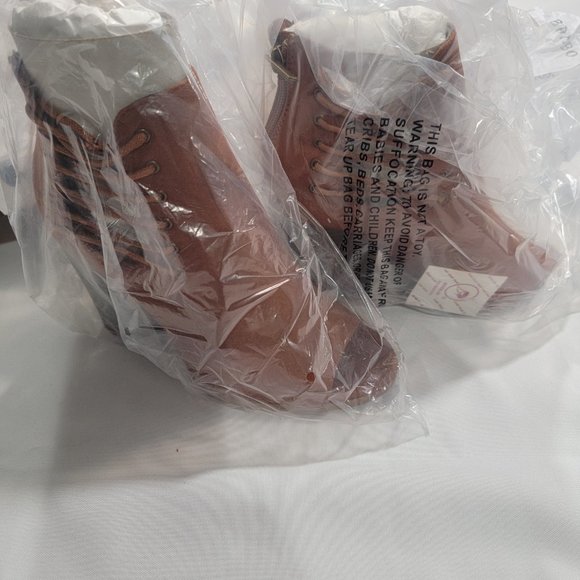 BAMBOO CHARLOTTE RUSSE SIZE 7 BOOTIE - Picture 3 of 7